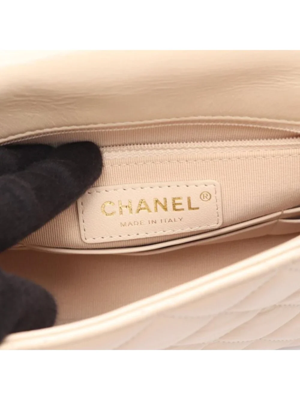 Chanel Shoulder Bag Quilted Beige Leather CC Logo Chain